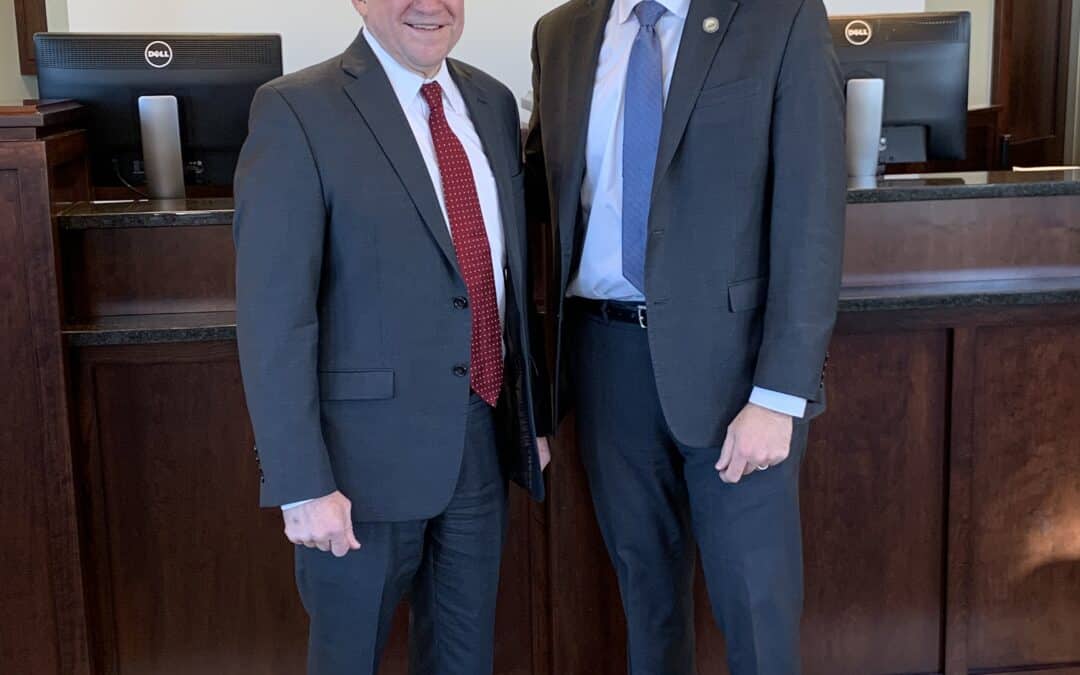 Sununu Honors Banker of the Year Morrison