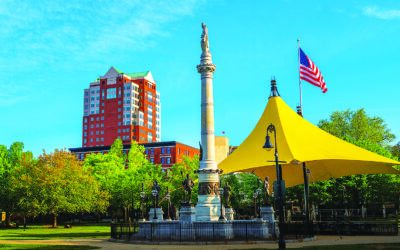 Veteran's Memorial Park and city architecture in Manchester, New Hampshire